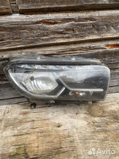 Фара правая LADA xray