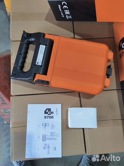 Лампа светодиодная на штативе 4CR 9700