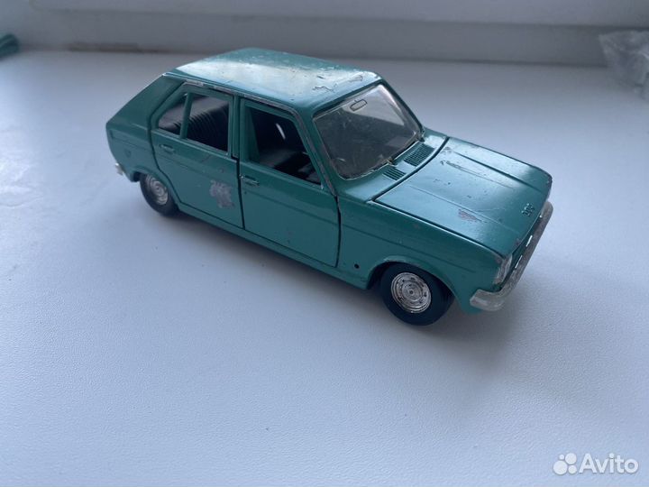 Модель автомобиля peugeot 104 СССР