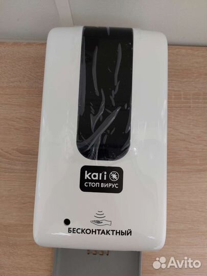 Диспенсер-дозатор сенсорный для антисептиков