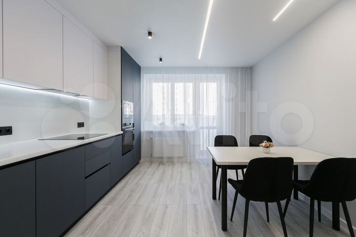 2-к. квартира, 68 м², 2/14 эт.
