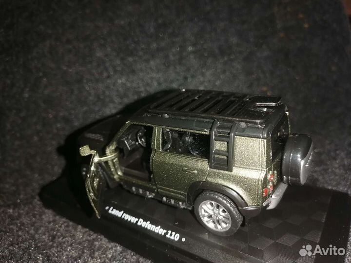 Масштабная модель Land Rover Defender 2019