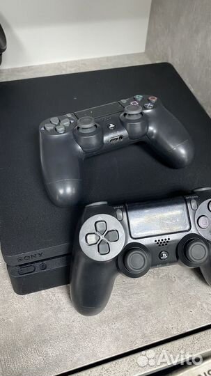 Sony PS4 Slim 1тб 2 джойстика