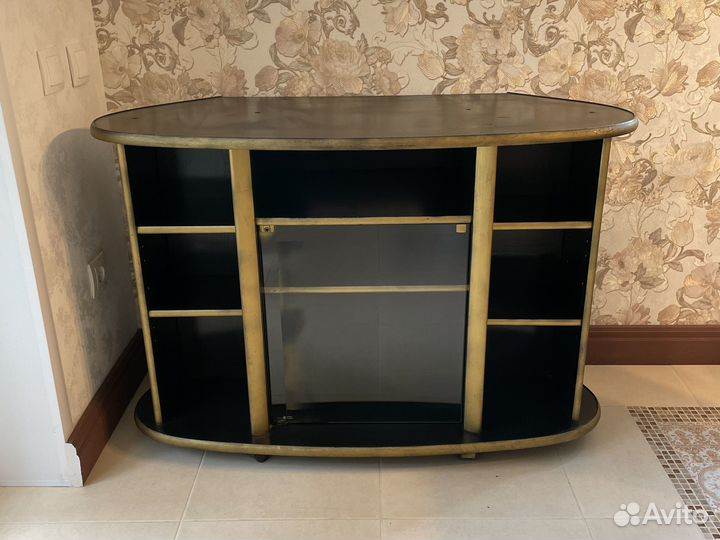 Тумба под телевизор