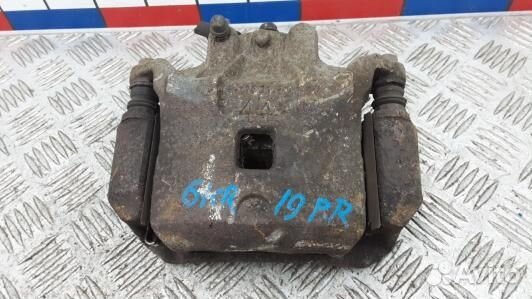 Суппорт тормозной передний правый nissan juke F15