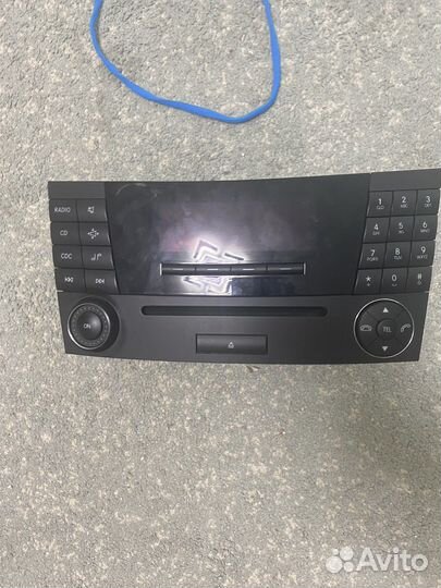 Магнитола на mercedes w211 штатная
