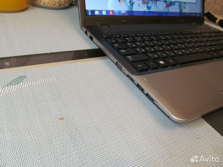 Ноутбук Samsung 4 ядра, 8 гигов, SSD 240 + HDD 750