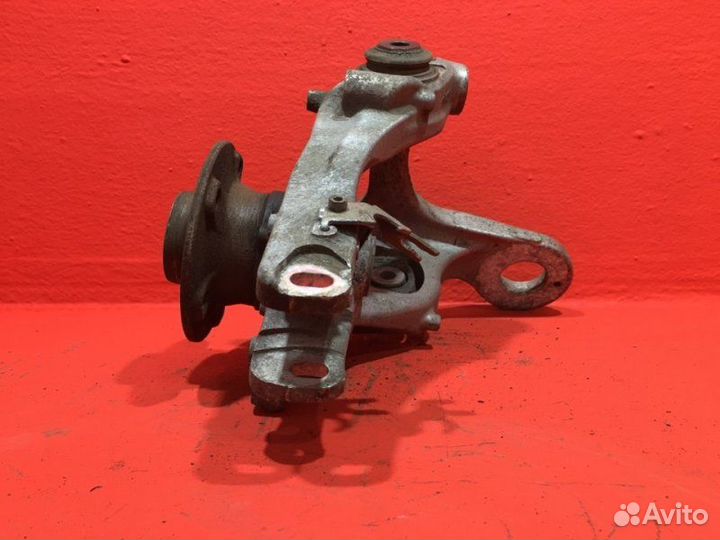 Кулак задний правый Audi A4 B8 1.8 caba 2009