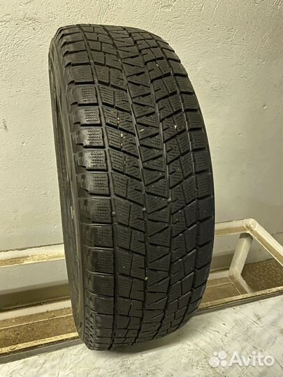 Bridgestone Blizzak DM-V1 235/65 R18 R