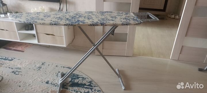 Гладильная доска с розеткой новая