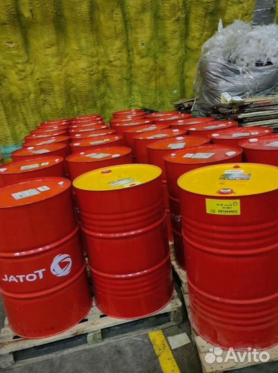 Моторное масло Castrol Vecton 15W-40