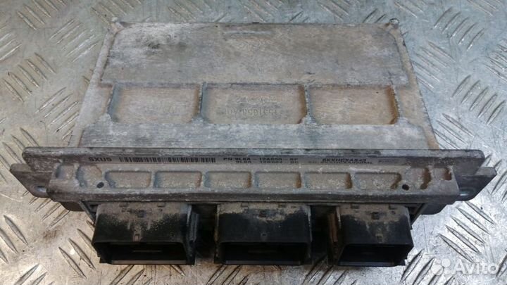 Блок управления двс Ford Escape 2