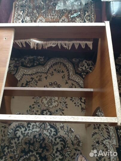 Кухонный стол