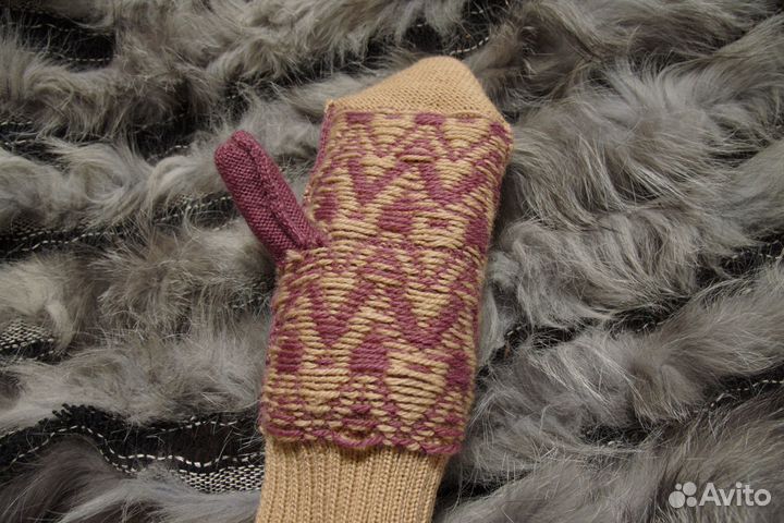 Варежки вязаные