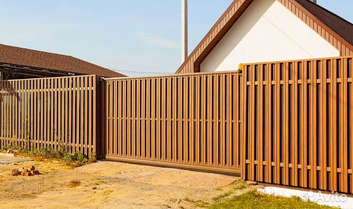 Забор из евроштакетника цена за метр быстро