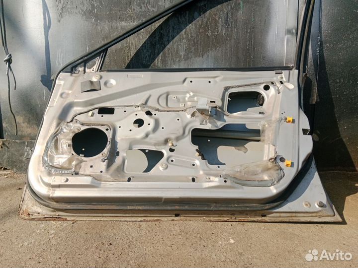 Дверь передняя правая Volvo S40 I (1995—1999) 1, I, V40