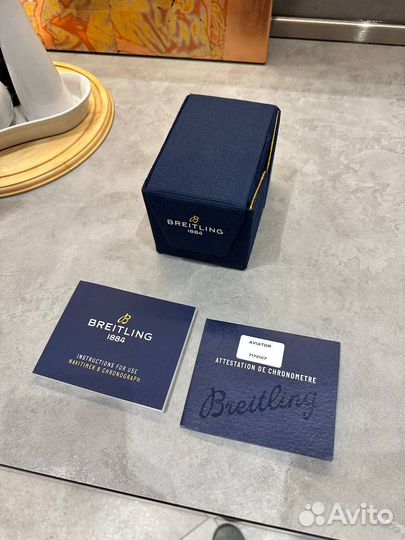 Часы Breitling Aviator 8 Chronograph 43