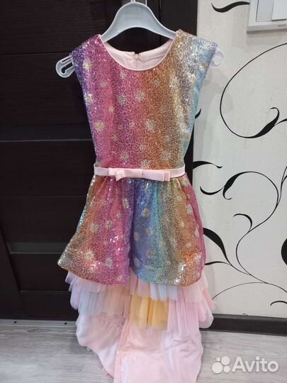 4 платья на девочку