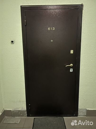 Дверь входная металлическая б/у