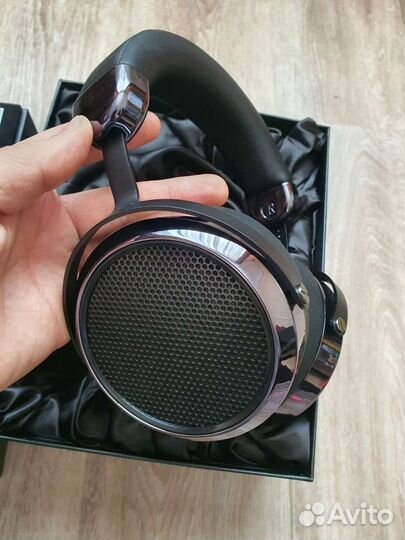 Наушники HiFiman HE-560 V4 (Новые)
