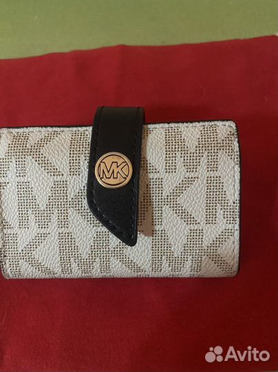 Футляр для карточек