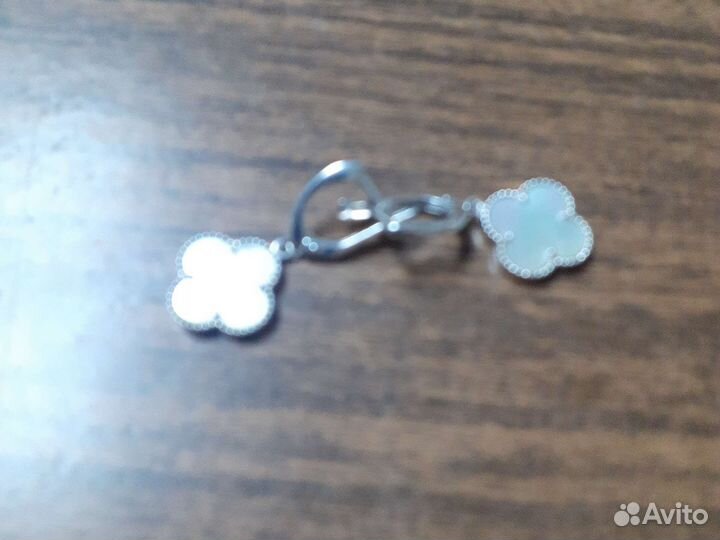 Серебряные серьги клевер с перламутром