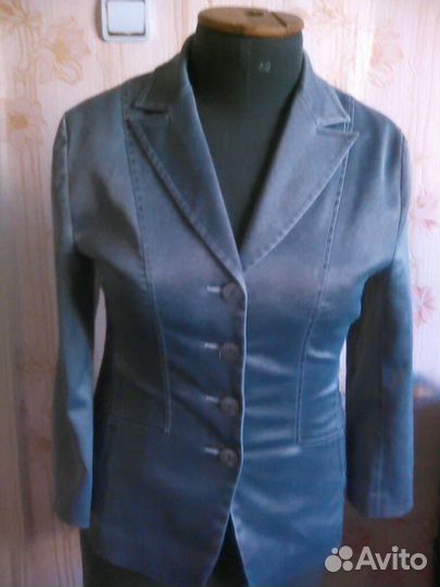 Пиджак женский