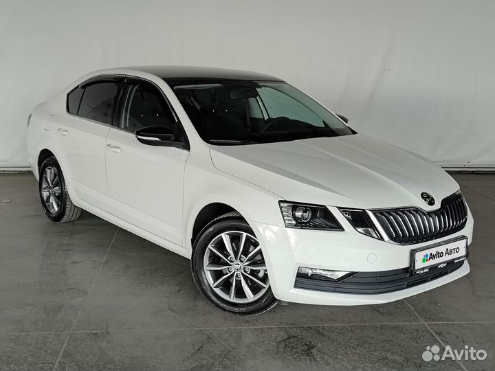 Skoda Octavia 1.5 AT, 2022, 48 130 км