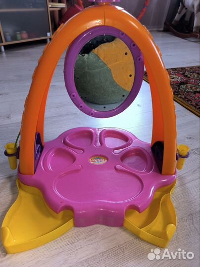 Детский туалетный столик для девочки с зеркалом