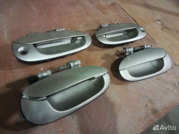 Ручки дверей Kia Spectra