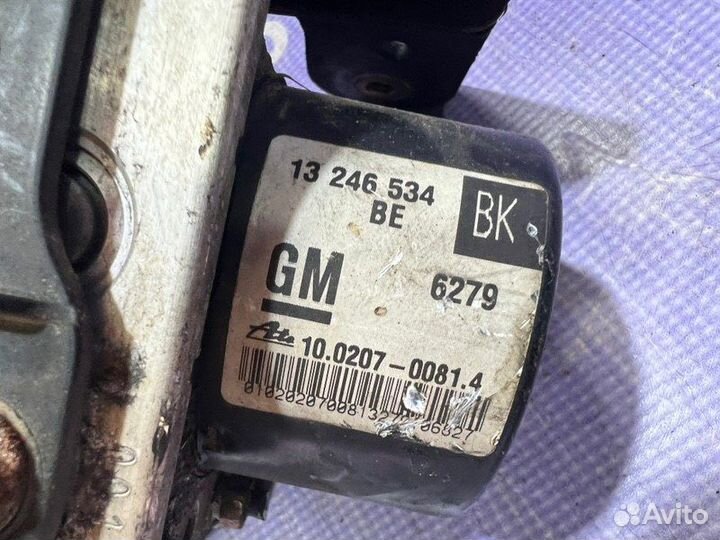 Блок abs Opel Astra H Z16XER 2010