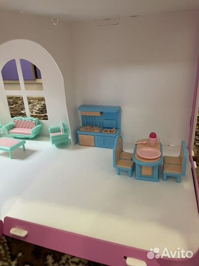 Домик кукольный