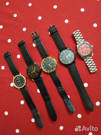 Часы классные в ассортименте