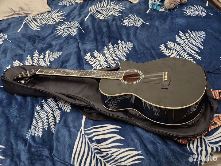 Акустическая гитара Martinez W-91C + чехол