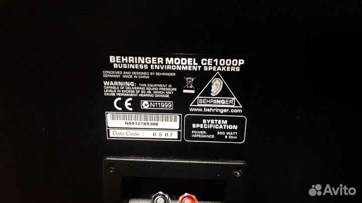 Колонки Behringer CE1000P