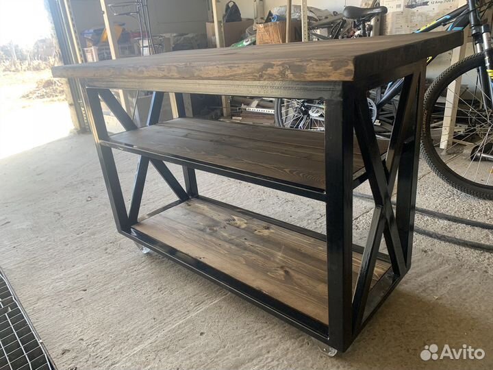 Столик в стиле лофт