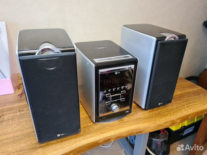Hi fi стерео система LG LF-UX850X
