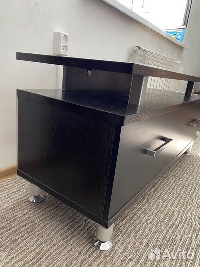 Тумба под телевизор