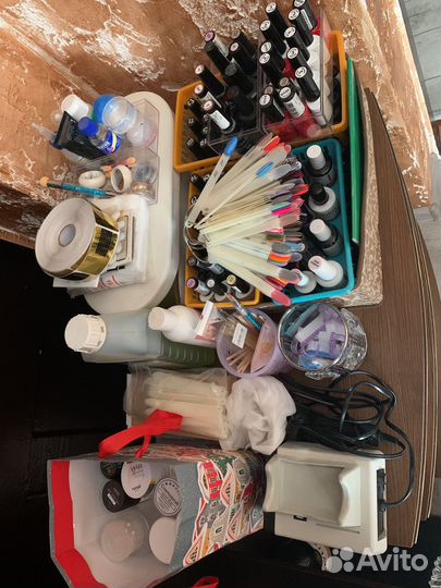 Маникюрный стол + кресло мастера