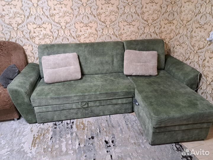 Угловой диван бу