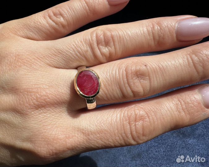 Серебряное кольцо с рубином