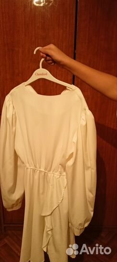 Платье белое 42 р