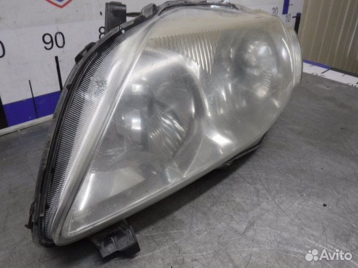 Фара передняя левая Toyota Corolla