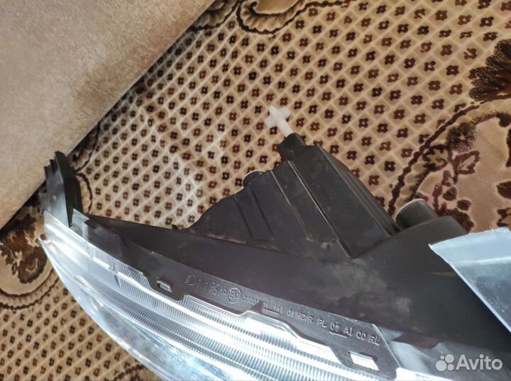 Фара правая на Лада Гранта