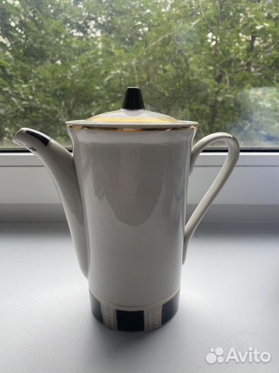 Кувшины и графины