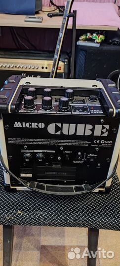 Комбоусилитель Roland micro cube