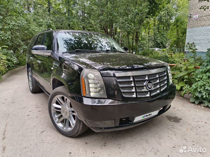 Cadillac Escalade AT, 2007, 250 000 км