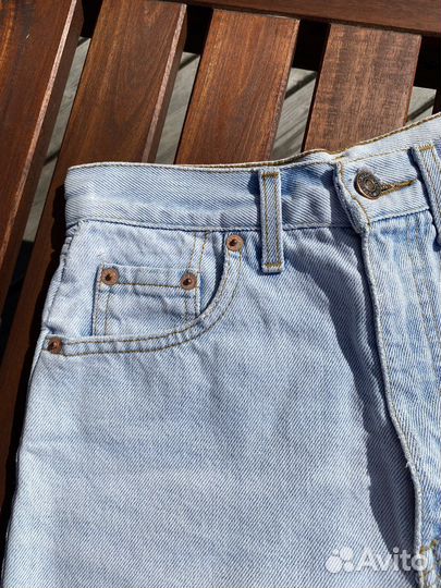 Джинсовые шорты Levis 881 28