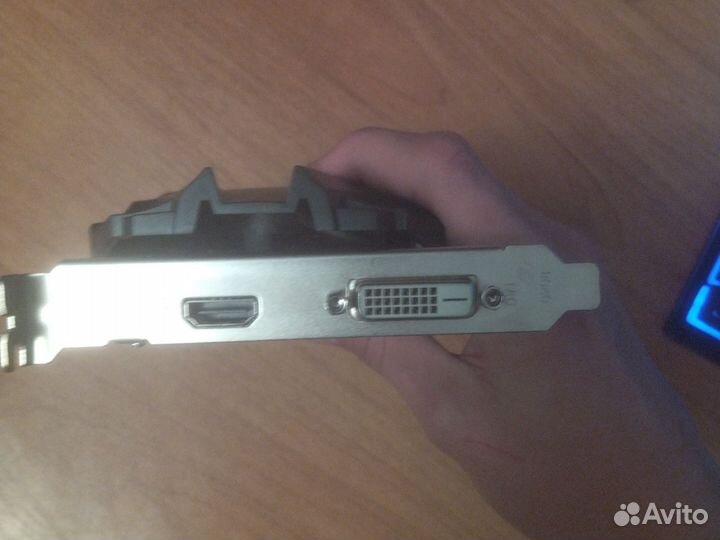 Видеокарта gtx 1030, торг уместен