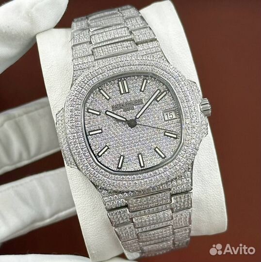 Часы класса супер Patek Philippe 7118/1451G